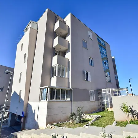 דירה Sunshine מאקרסקה